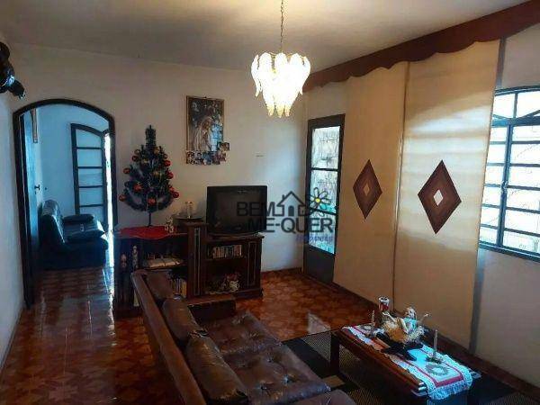 Casa à venda com 2 quartos, 140m² - Foto 7