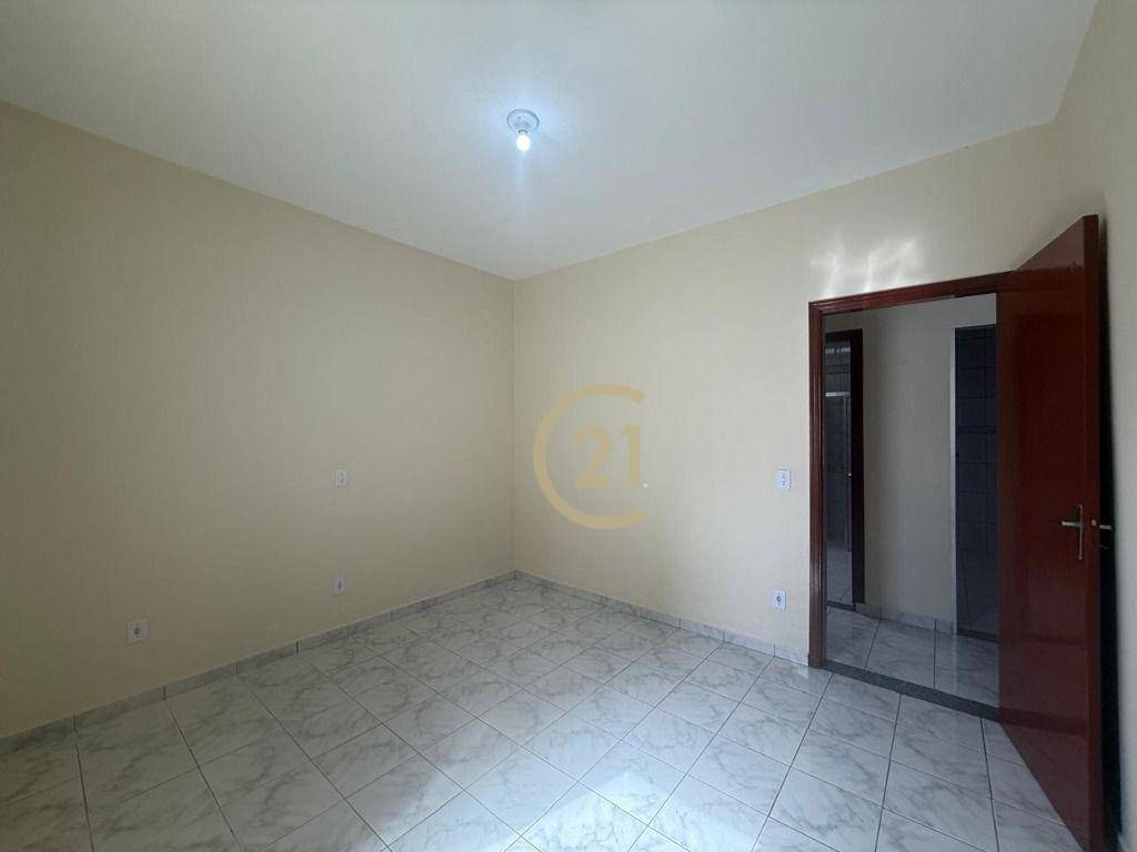 Casa à venda com 3 quartos, 198m² - Foto 9
