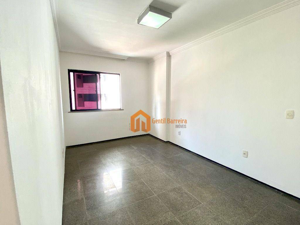 Apartamento à venda com 3 quartos, 215m² - Foto 14