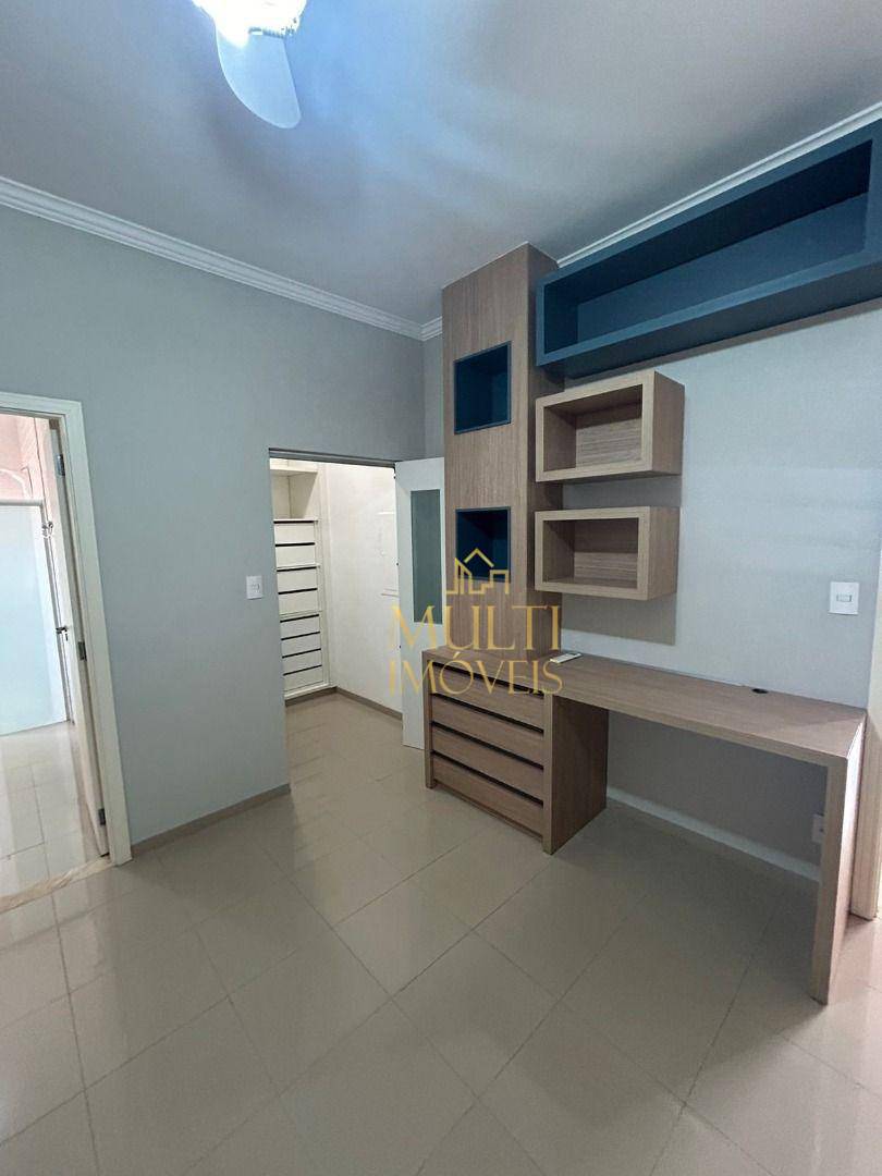 Sobrado à venda com 3 quartos, 373m² - Foto 12