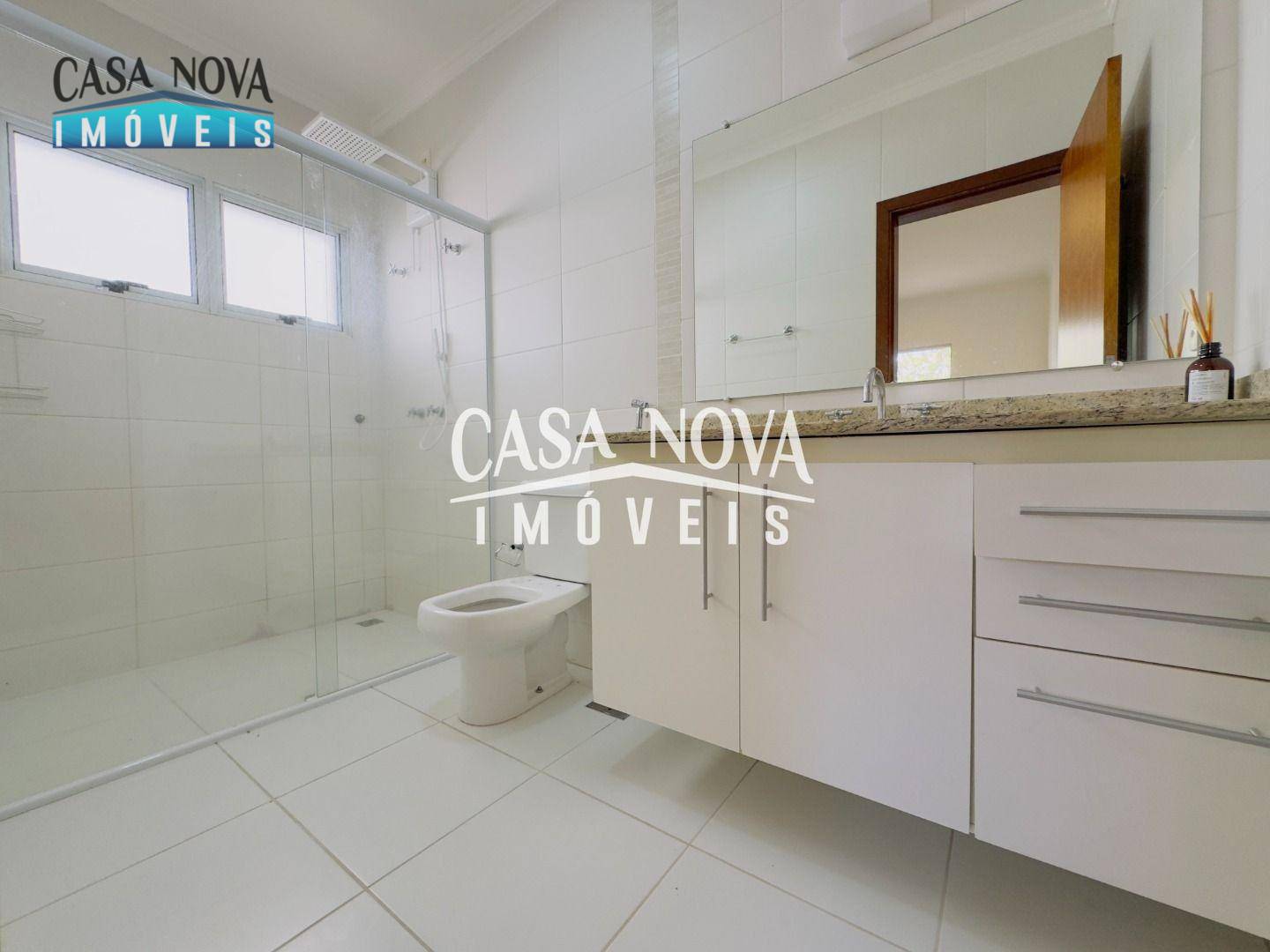 Casa de Condomínio para alugar com 3 quartos, 260m² - Foto 13