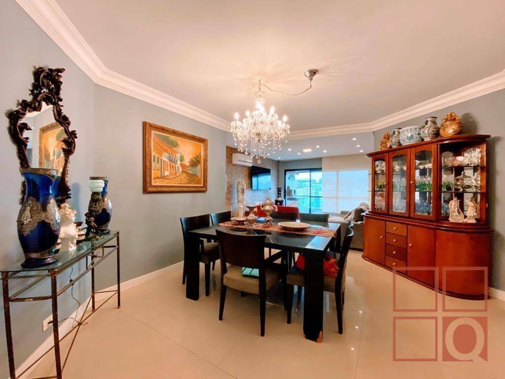 Apartamento à venda com 3 quartos, 124m² - Foto 21