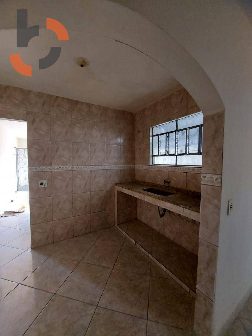 Casa à venda com 4 quartos, 105m² - Foto 16