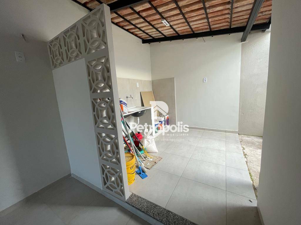 Casa à venda com 3 quartos, 185m² - Foto 17