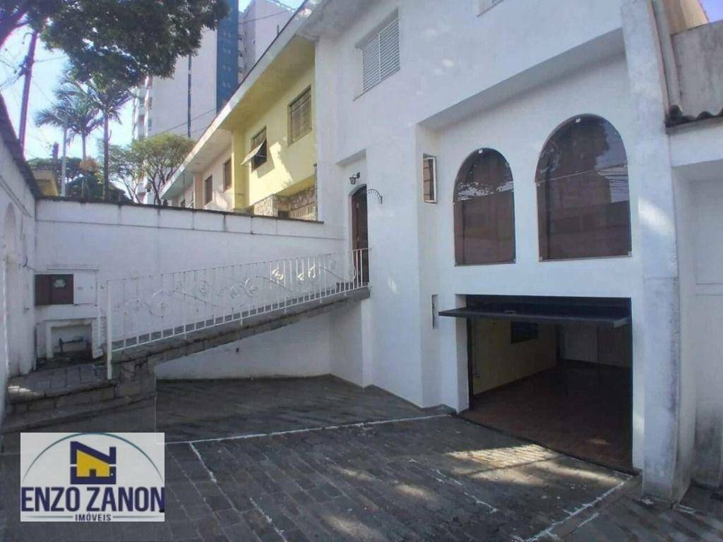 Sobrado para alugar com 3 quartos, 200m² - Foto 1