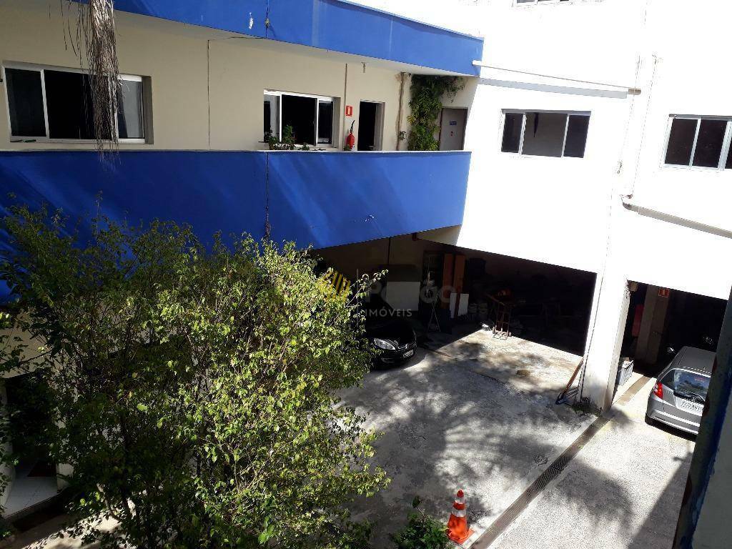 Depósito-Galpão-Armazém para alugar, 1500m² - Foto 1