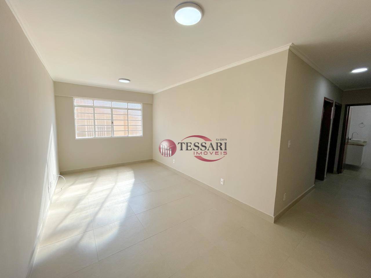 Apartamento à venda com 2 quartos, 63m² - Foto 2