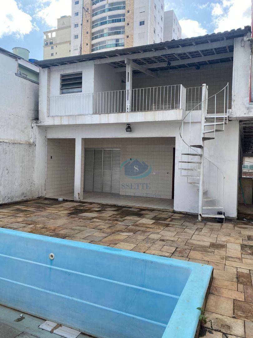 Casa para alugar com 4 quartos, 315m² - Foto 19