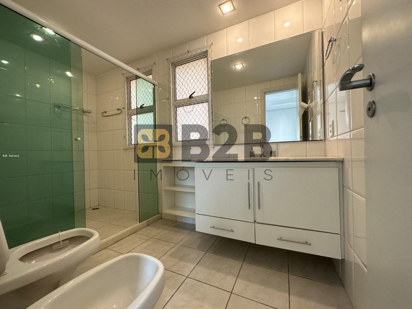 Apartamento à venda com 3 quartos, 135m² - Foto 16