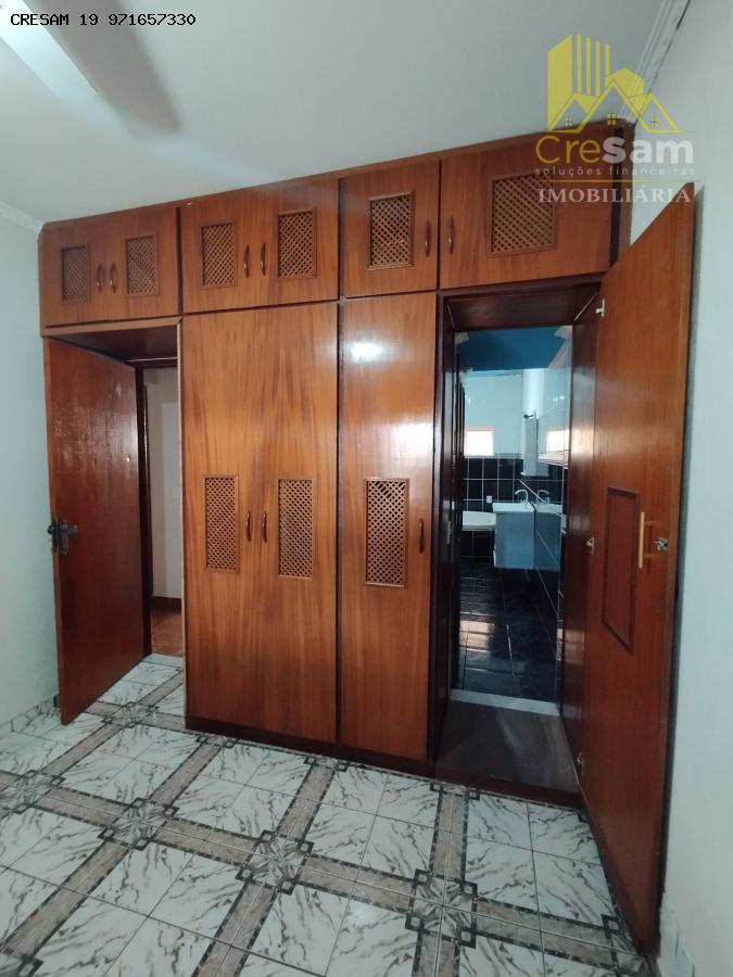 Casa para alugar com 3 quartos, 250m² - Foto 21