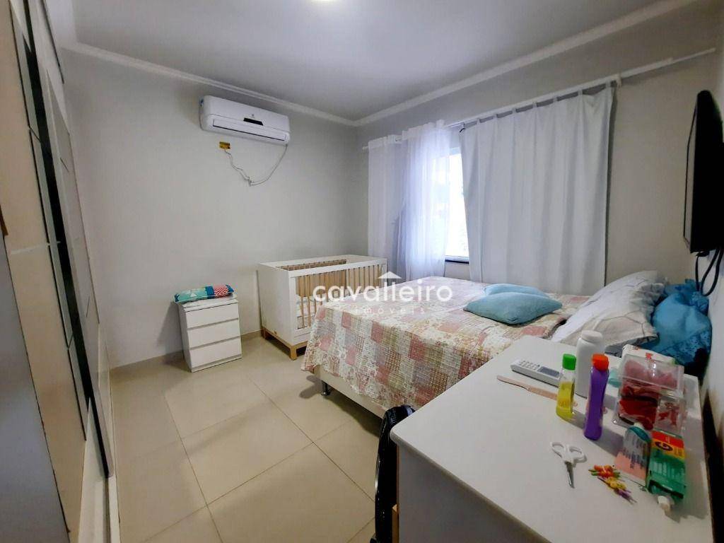 Casa de Condomínio à venda com 4 quartos, 260m² - Foto 5