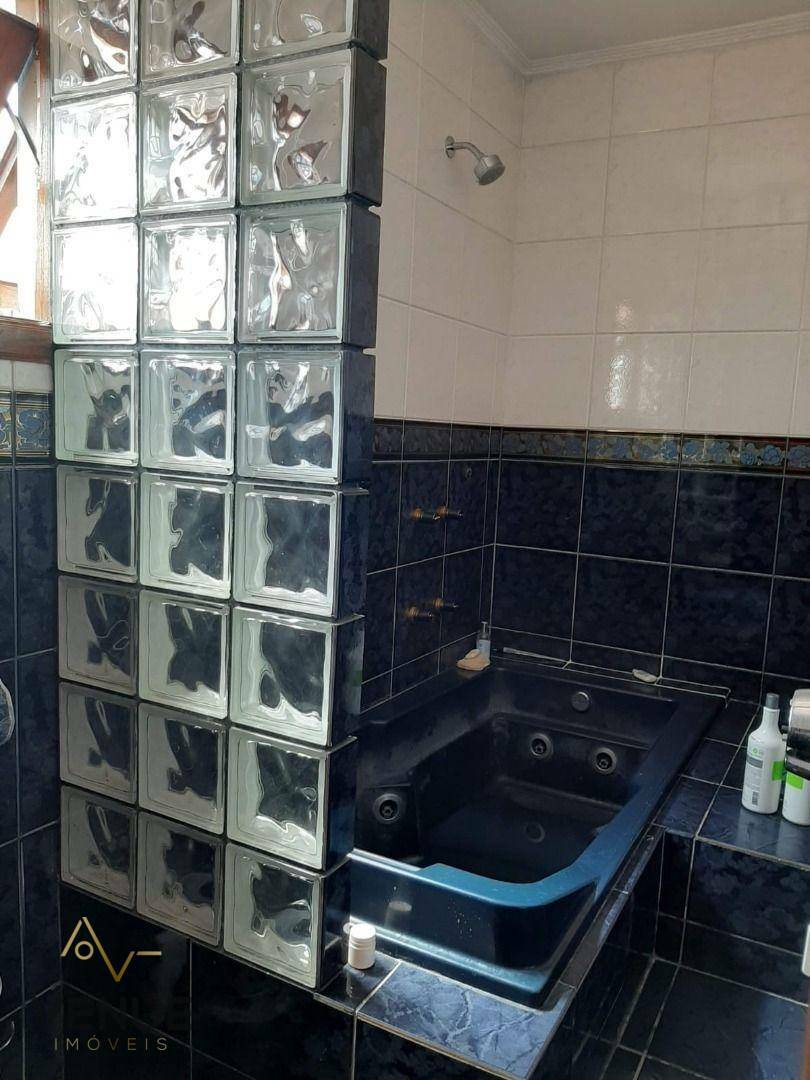 Sobrado à venda com 5 quartos, 275m² - Foto 9