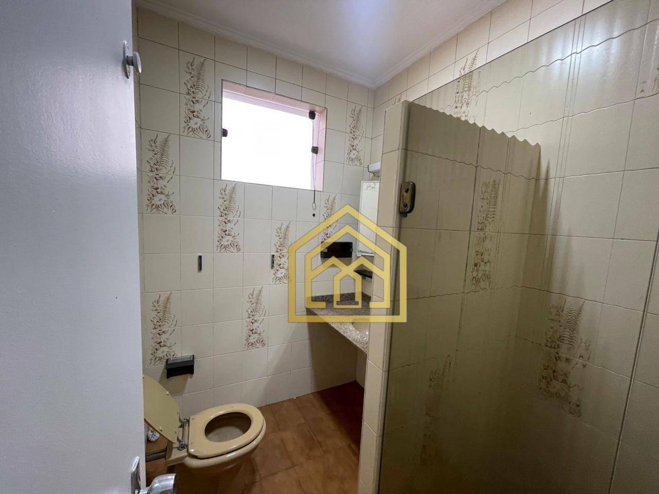 Sobrado à venda com 3 quartos, 210m² - Foto 25