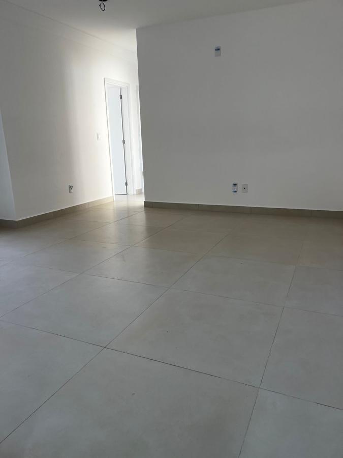 Apartamento à venda com 2 quartos, 60m² - Foto 17