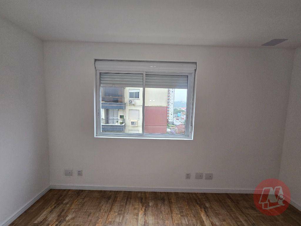 Apartamento para alugar com 3 quartos, 74m² - Foto 17