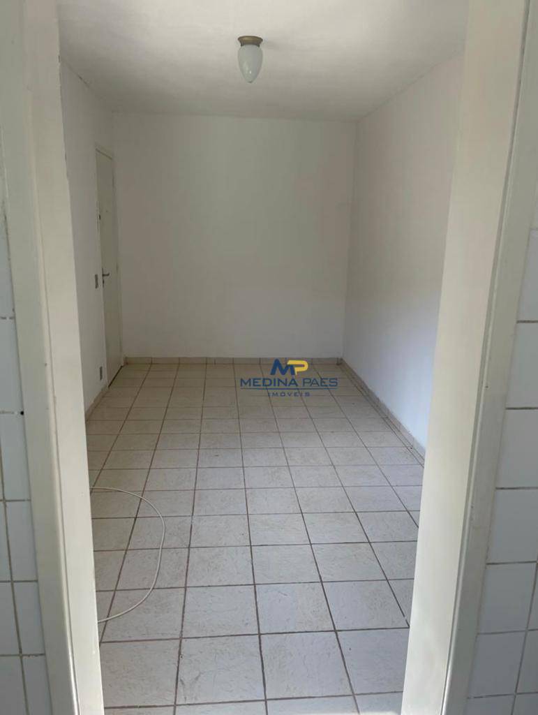 Apartamento à venda com 2 quartos, 52m² - Foto 2