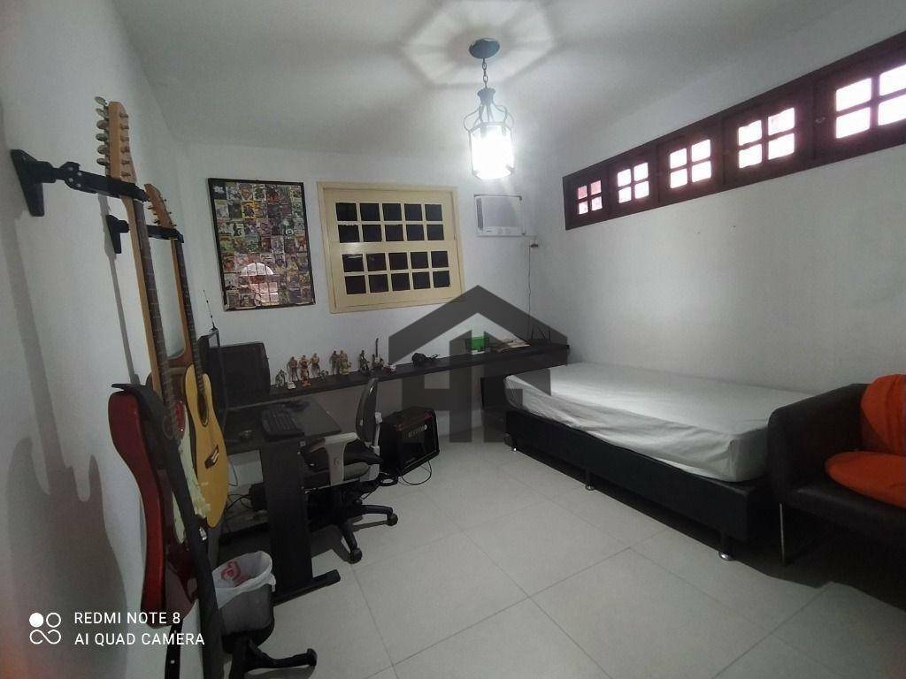 Casa à venda com 4 quartos, 350m² - Foto 13