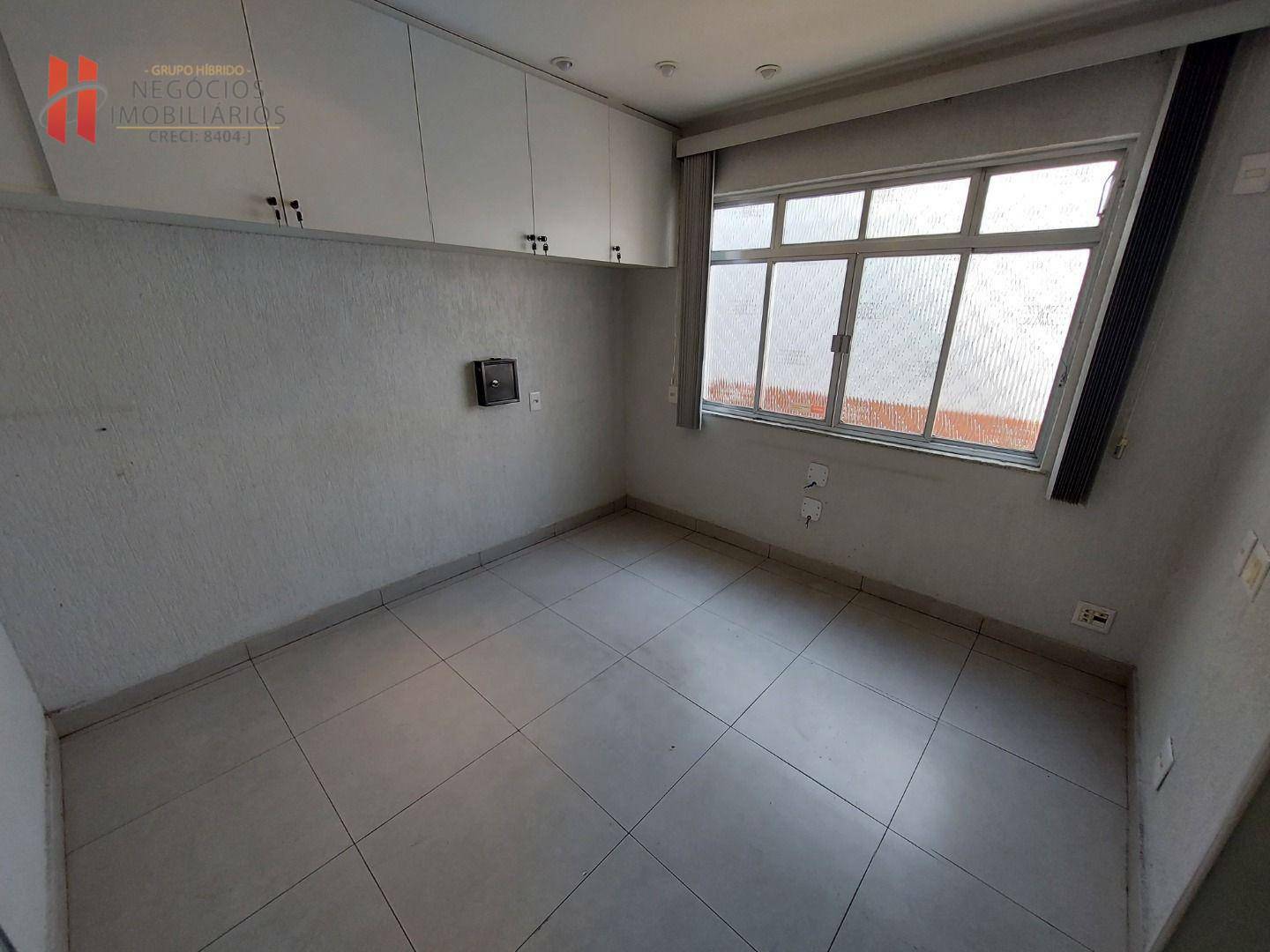 Casa de Condomínio à venda e aluguel com 2 quartos, 310m² - Foto 29