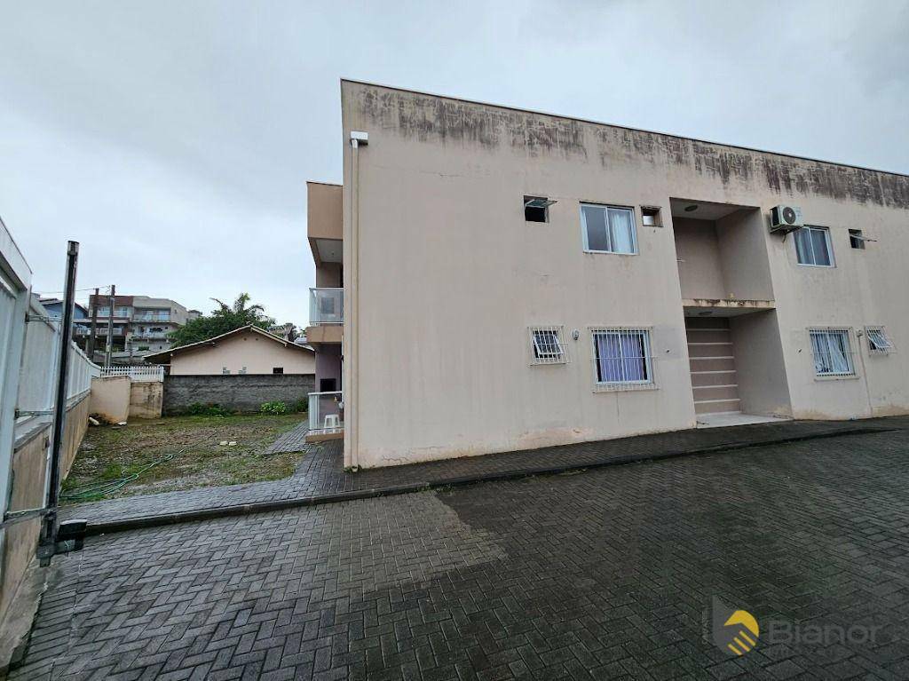 Apartamento à venda com 4 quartos, 119m² - Foto 2