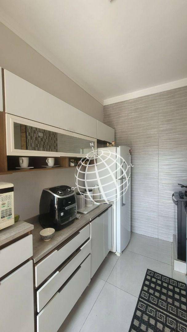 Casa à venda com 3 quartos, 70m² - Foto 5