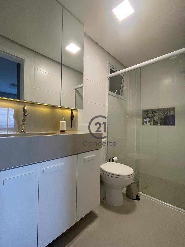 Apartamento à venda com 2 quartos, 77m² - Foto 25