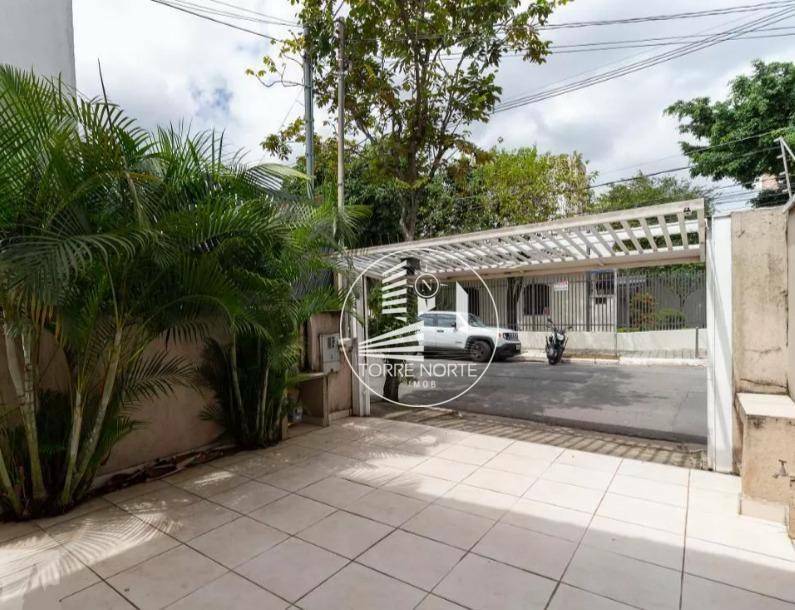 Sobrado à venda com 3 quartos, 130m² - Foto 2