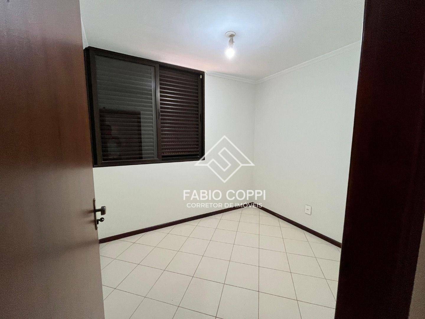 Casa de Condomínio à venda com 4 quartos, 570m² - Foto 12
