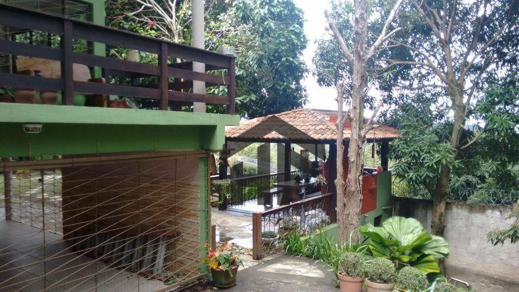 Casa de Condomínio à venda com 6 quartos, 349m² - Foto 4