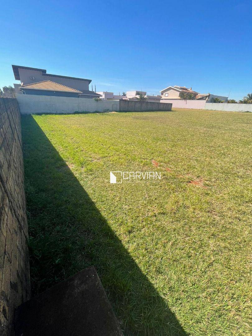 Loteamento e Condomínio, 700 m² - Foto 1