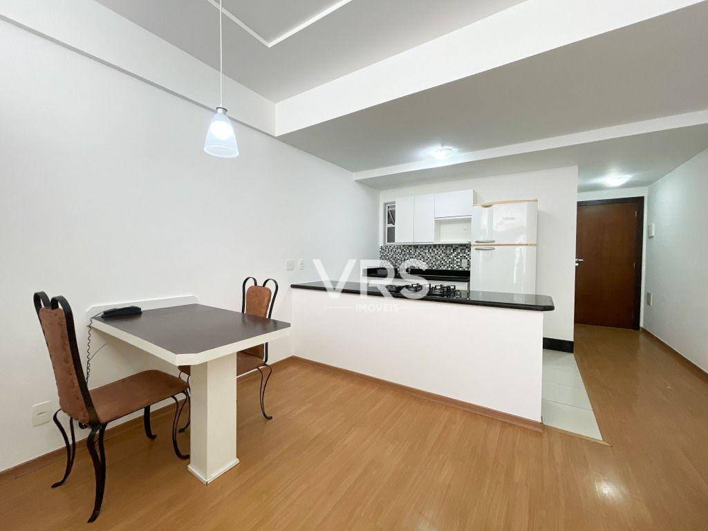 Apartamento para alugar com 1 quarto, 45m² - Foto 3