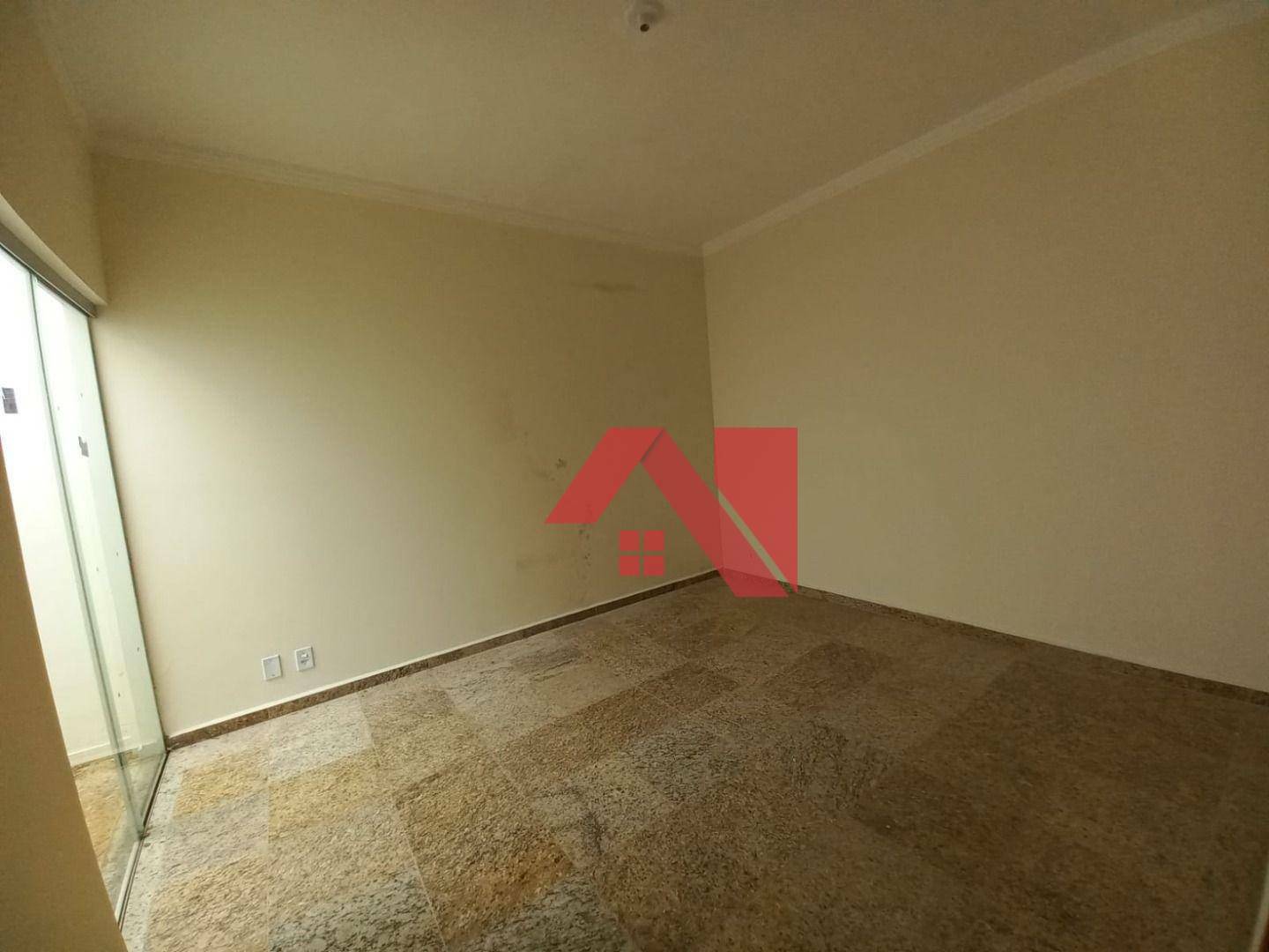 Casa à venda com 2 quartos, 97m² - Foto 14