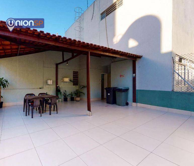 Apartamento à venda com 2 quartos, 69m² - Foto 18