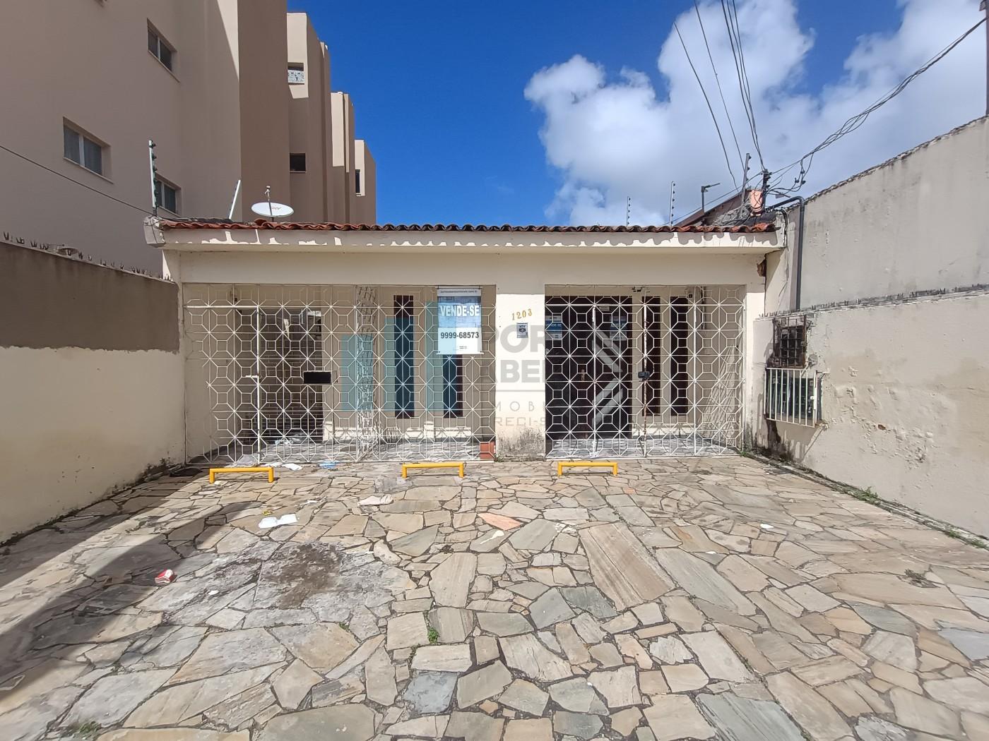 Casa para alugar com 6 quartos, 247m² - Foto 4