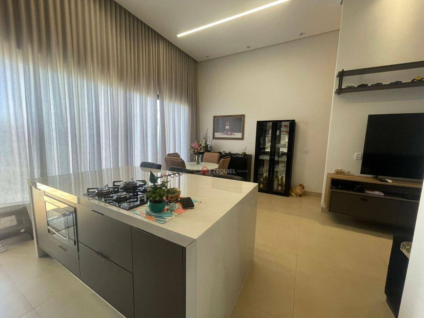 Casa à venda com 3 quartos, 156m² - Foto 6