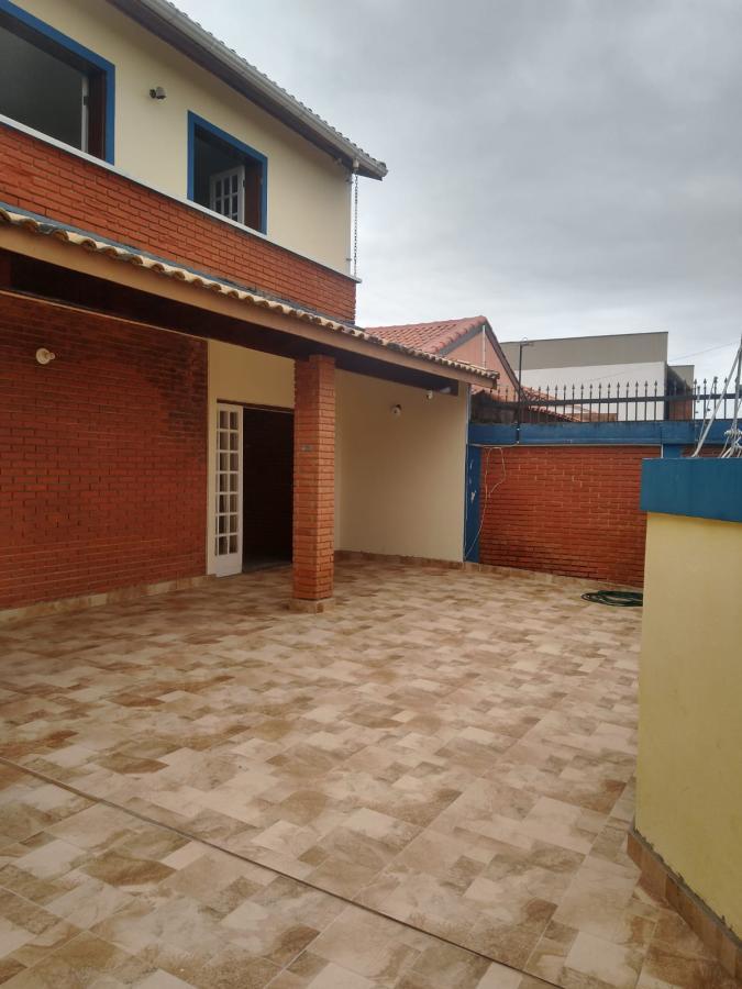 Casa à venda com 5 quartos, 300m² - Foto 2