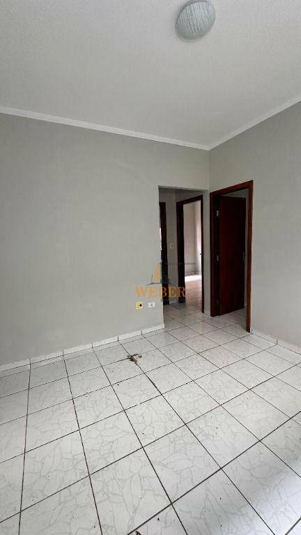 Apartamento à venda com 2 quartos, 44m² - Foto 1