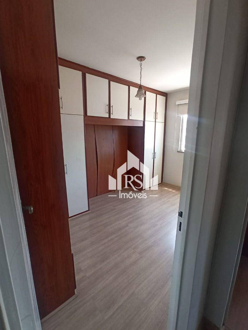 Apartamento à venda com 2 quartos, 60m² - Foto 3