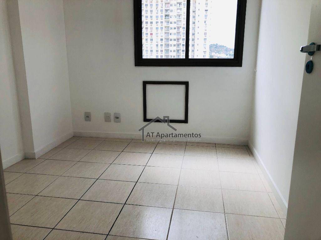 Apartamento à venda com 3 quartos, 72m² - Foto 13