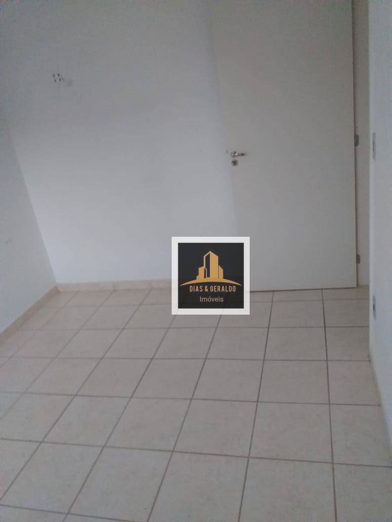 Apartamento à venda com 2 quartos, 48m² - Foto 18