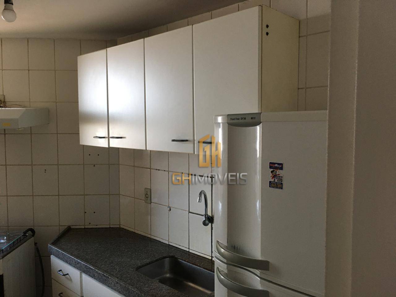 Apartamento à venda com 3 quartos, 65m² - Foto 4