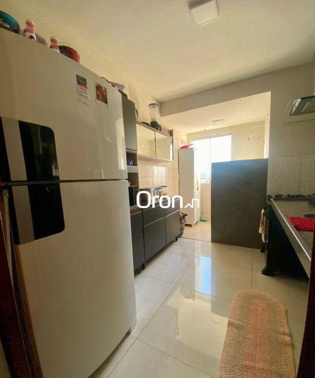 Apartamento à venda com 2 quartos, 58m² - Foto 4