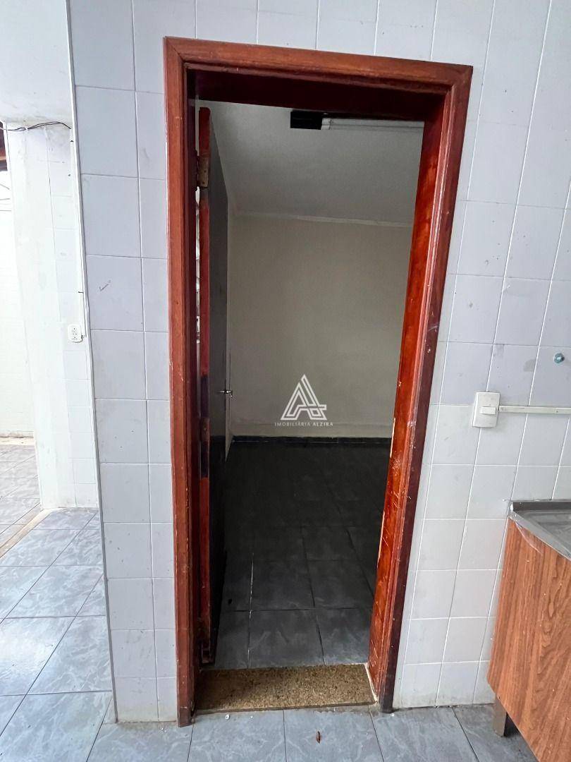 Sobrado à venda e aluguel com 3 quartos, 202m² - Foto 34