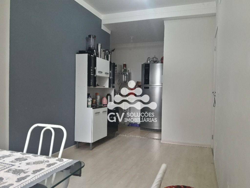 Apartamento à venda com 2 quartos, 49m² - Foto 3