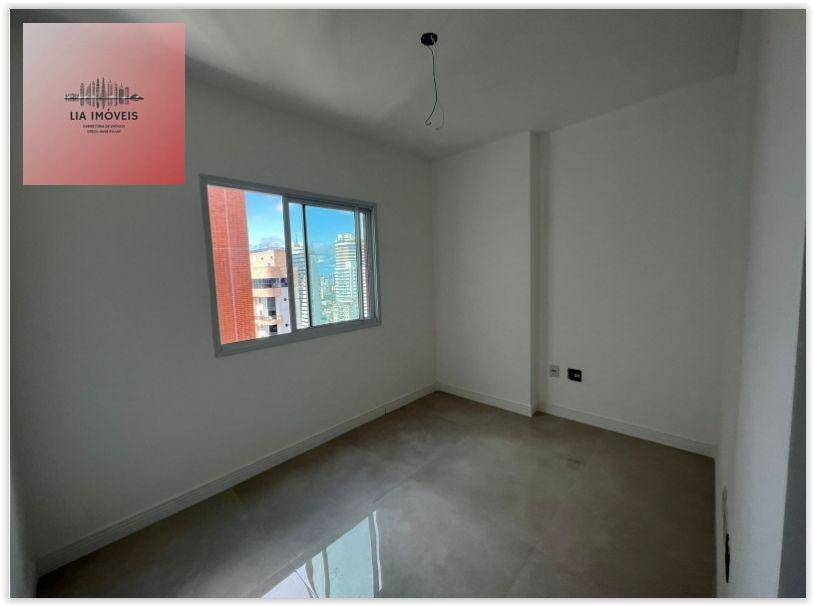 Apartamento à venda com 3 quartos, 114m² - Foto 12