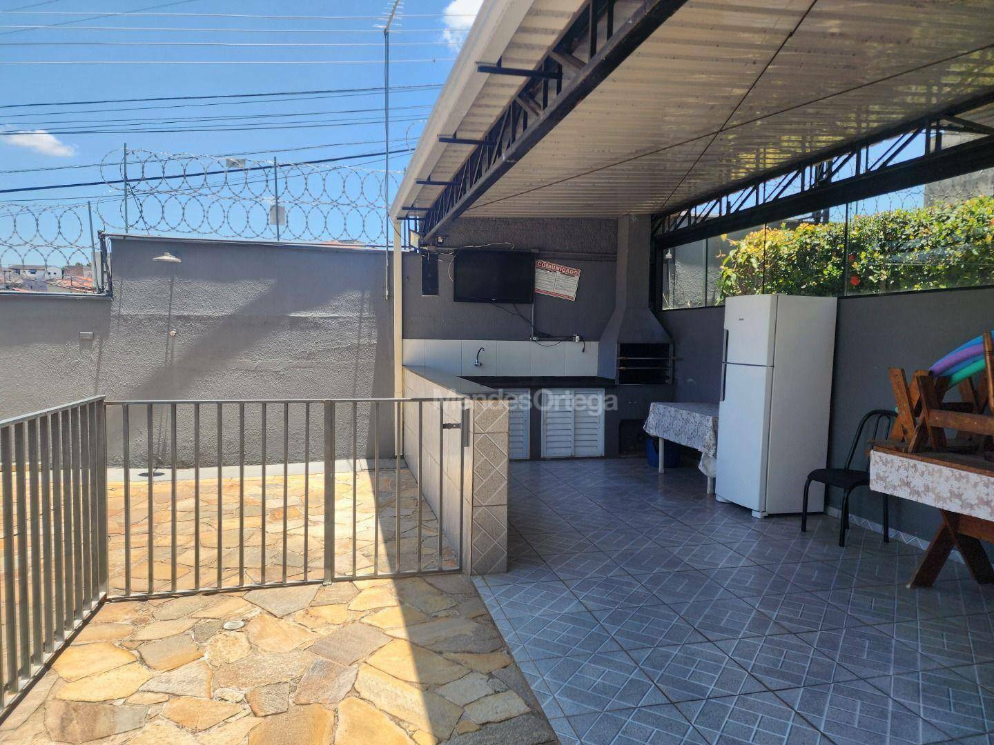 Apartamento para alugar com 2 quartos, 49m² - Foto 3