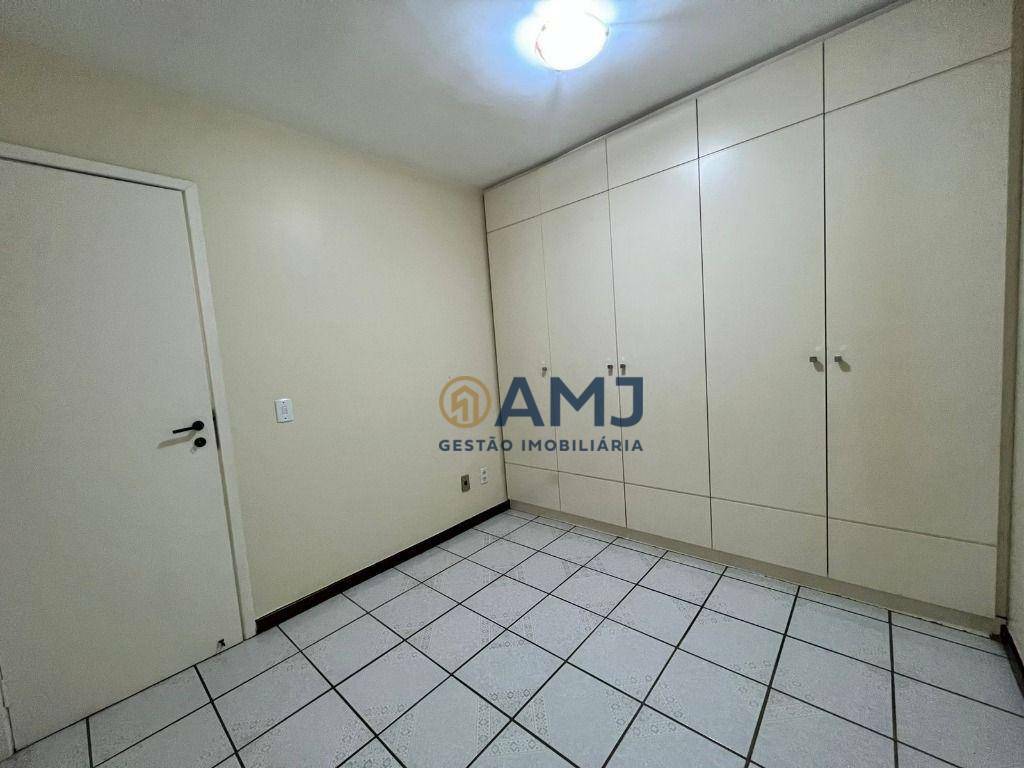 Apartamento para alugar com 3 quartos, 110m² - Foto 16