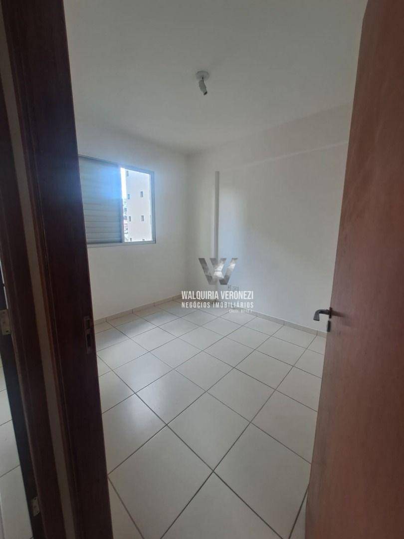 Apartamento à venda com 2 quartos, 50m² - Foto 3