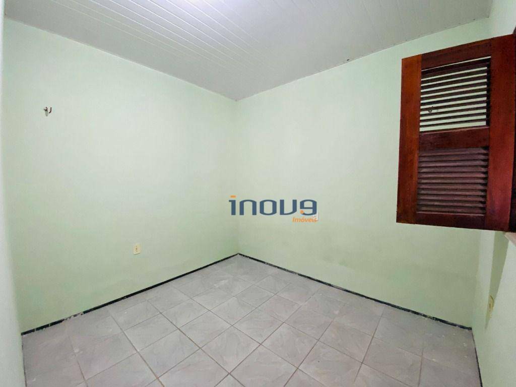 Casa para alugar com 2 quartos, 80m² - Foto 6