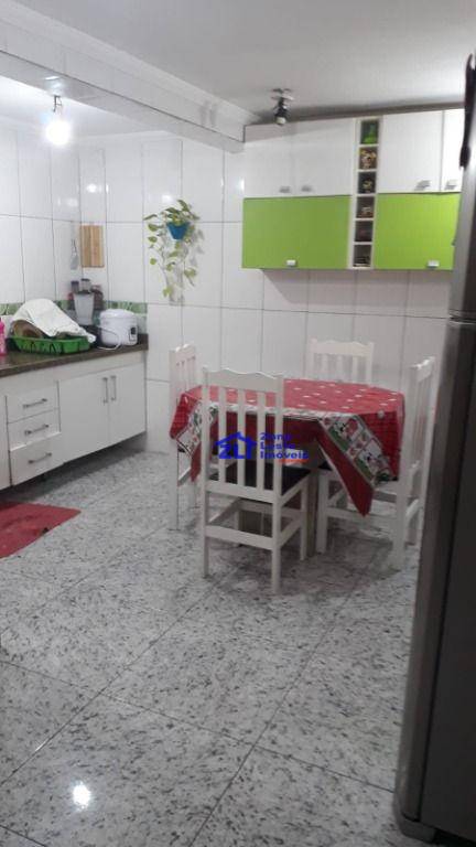 Sobrado à venda com 3 quartos, 425m² - Foto 22