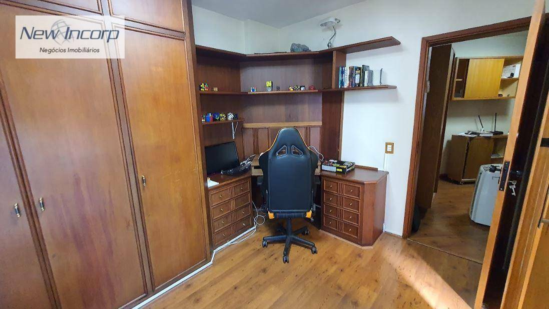 Apartamento à venda com 4 quartos, 154m² - Foto 11